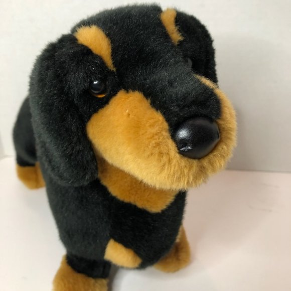 Douglas Dachshund  Weiner Dog Realistic Toy Plush Stuffed Animal 2011 - Picture 1 of 5